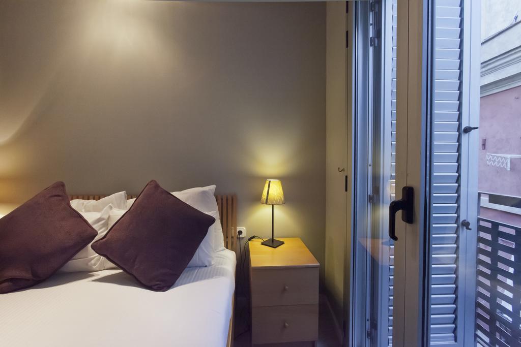 Borne Lofts Apartment Barcelona Bagian luar foto