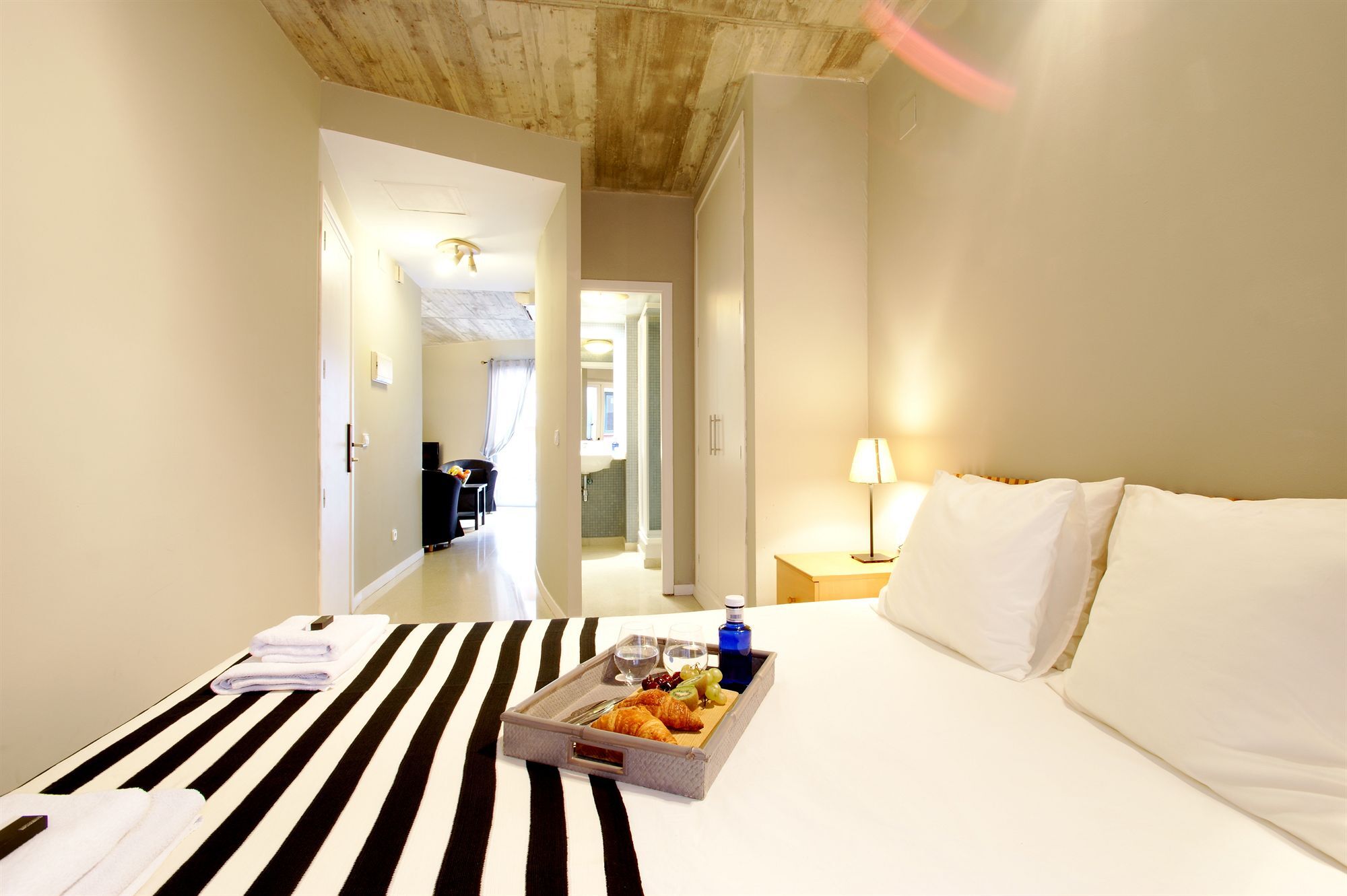 Borne Lofts Apartment Barcelona Bagian luar foto